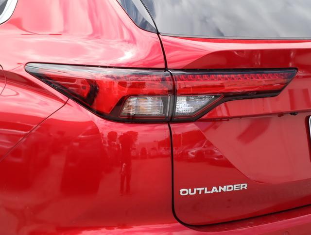 new 2024 Mitsubishi Outlander PHEV car, priced at $35,600