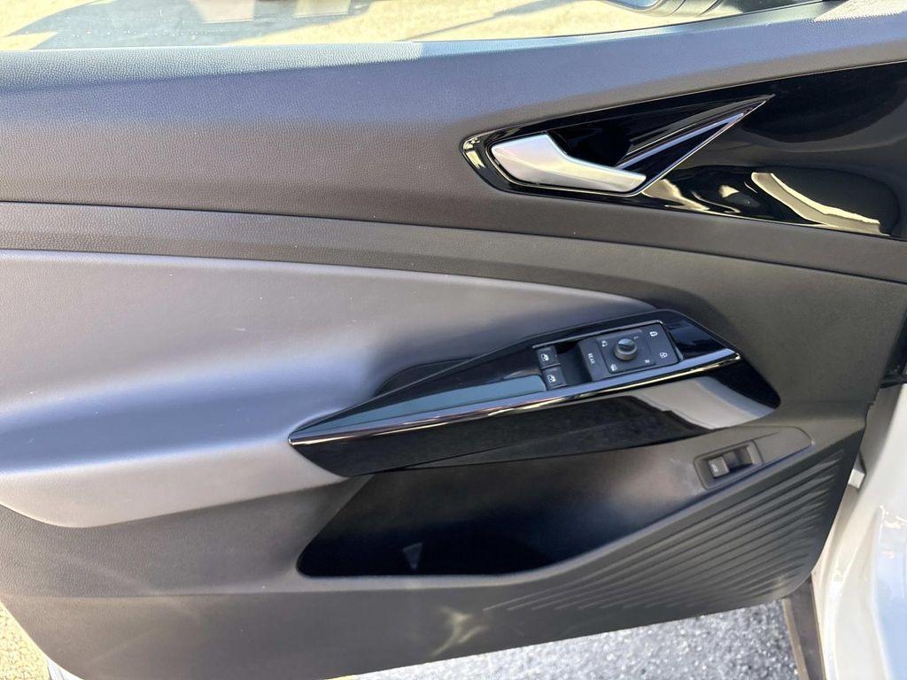 used 2022 Volkswagen ID.4 car, priced at $18,998