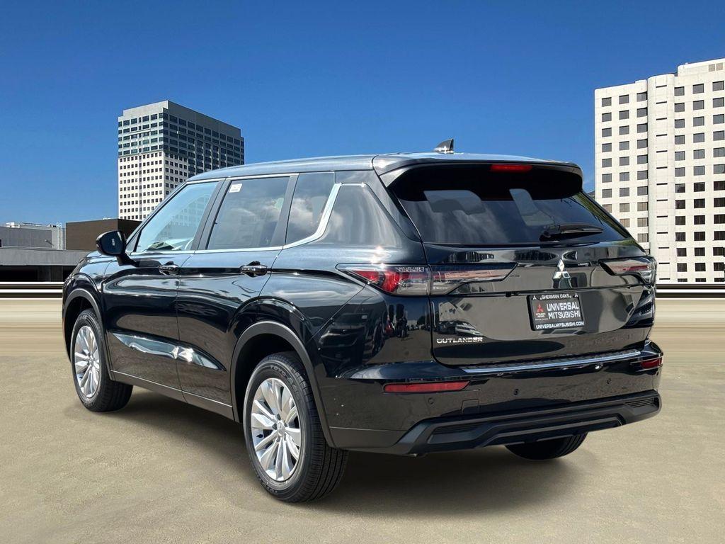 new 2025 Mitsubishi Outlander car, priced at $27,695