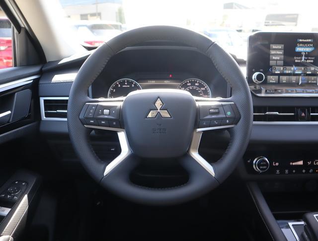 new 2024 Mitsubishi Outlander car, priced at $28,865