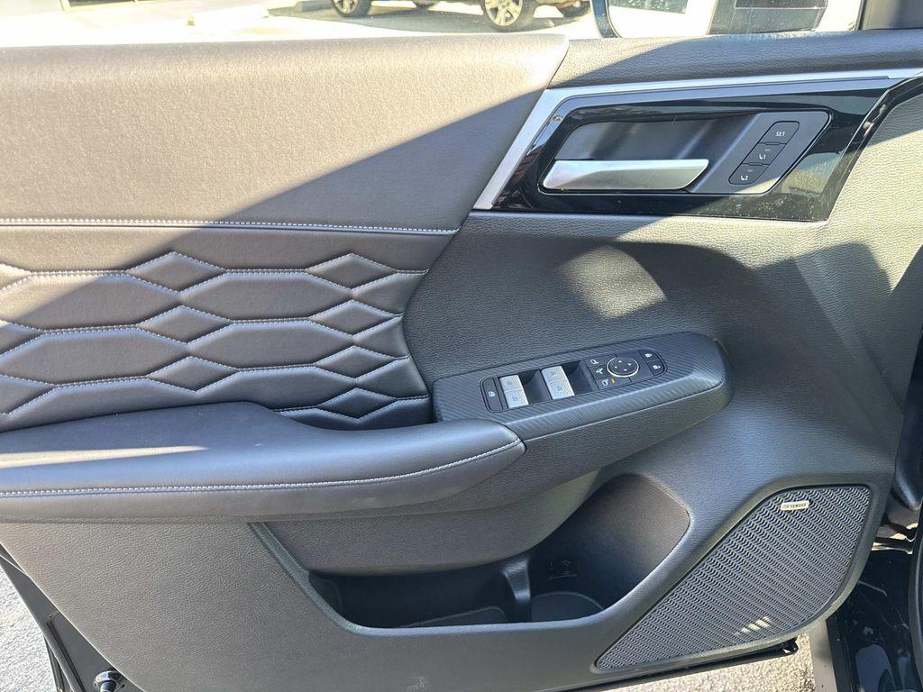 new 2026 Mitsubishi Outlander car, priced at $41,760