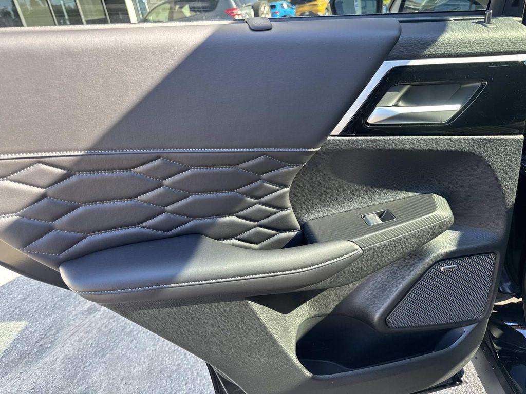 new 2026 Mitsubishi Outlander car, priced at $41,760