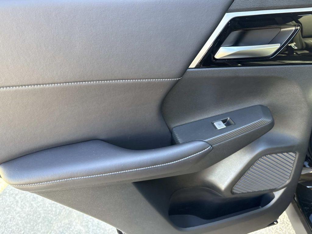 new 2025 Mitsubishi Outlander PHEV car, priced at $46,575