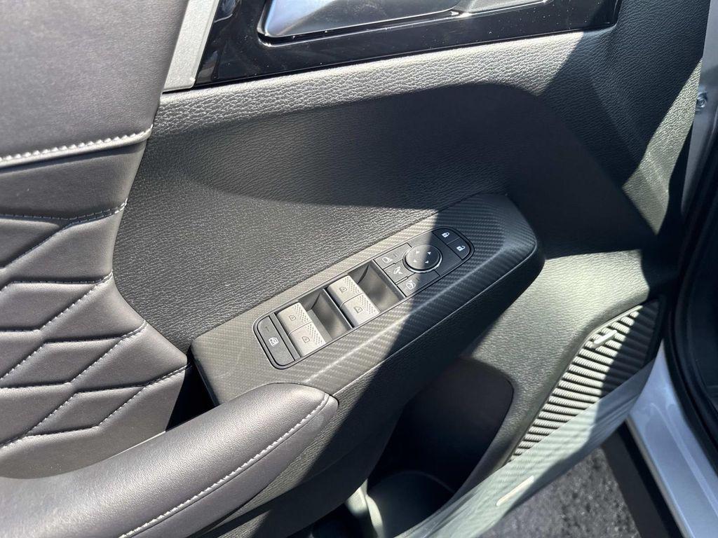 new 2025 Mitsubishi Outlander car, priced at $34,645