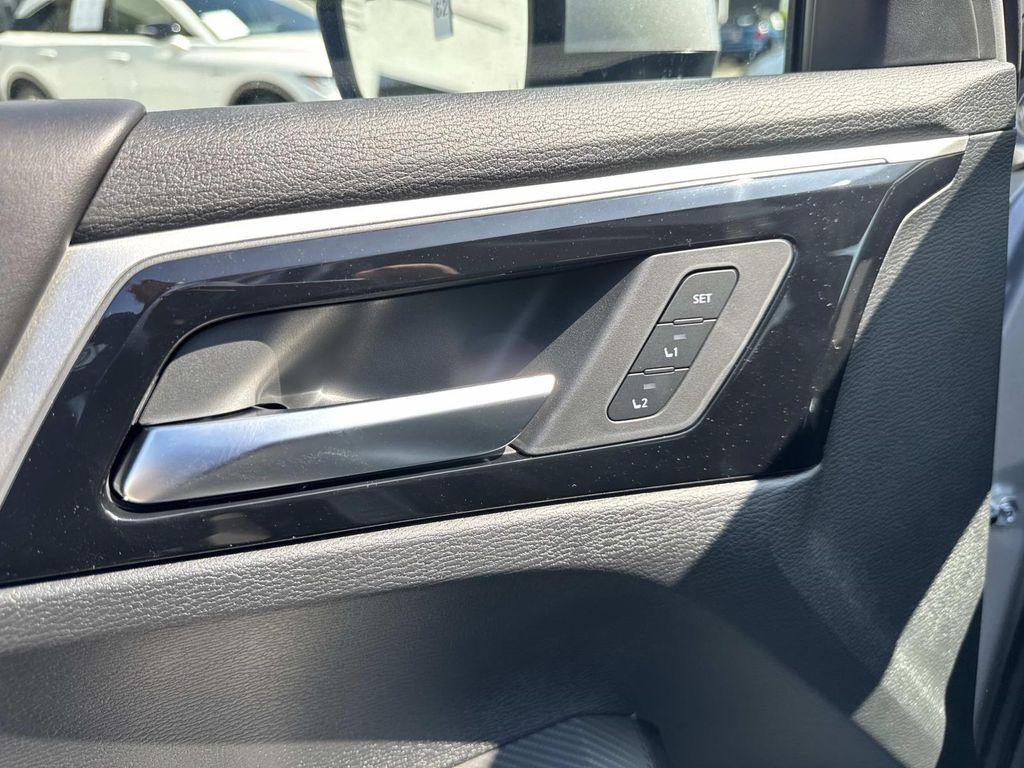 new 2025 Mitsubishi Outlander car, priced at $34,645