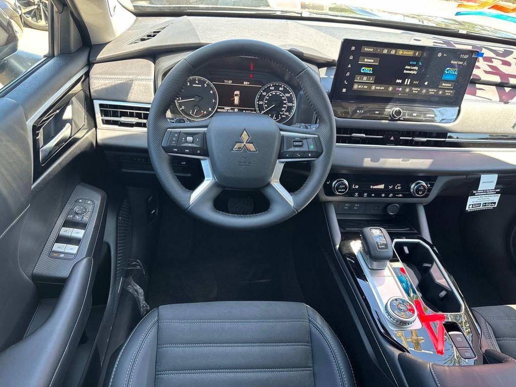 new 2025 Mitsubishi Outlander car, priced at $30,450