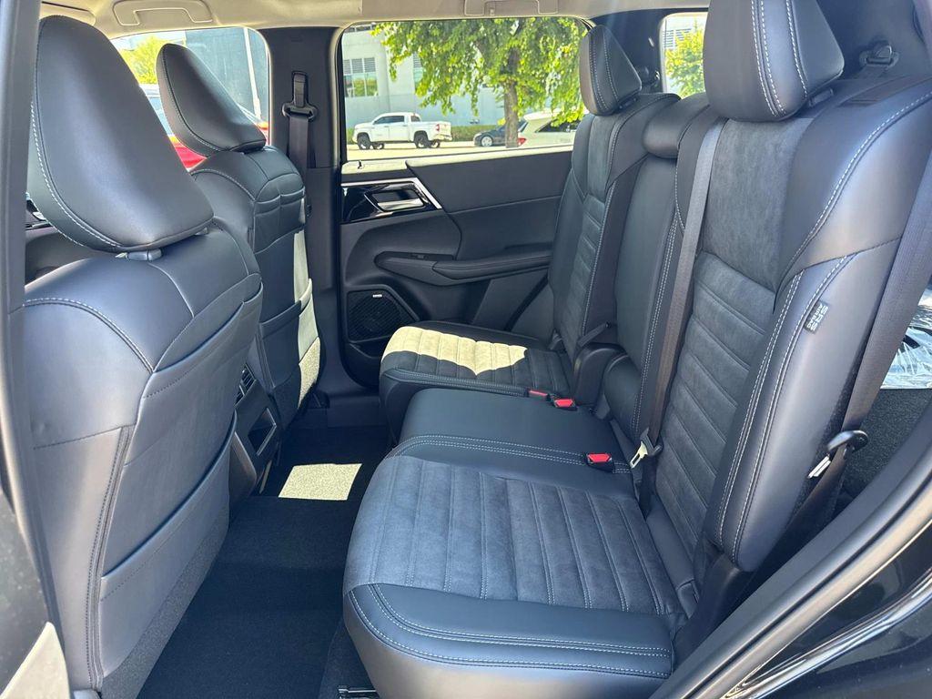 new 2025 Mitsubishi Outlander car, priced at $30,450