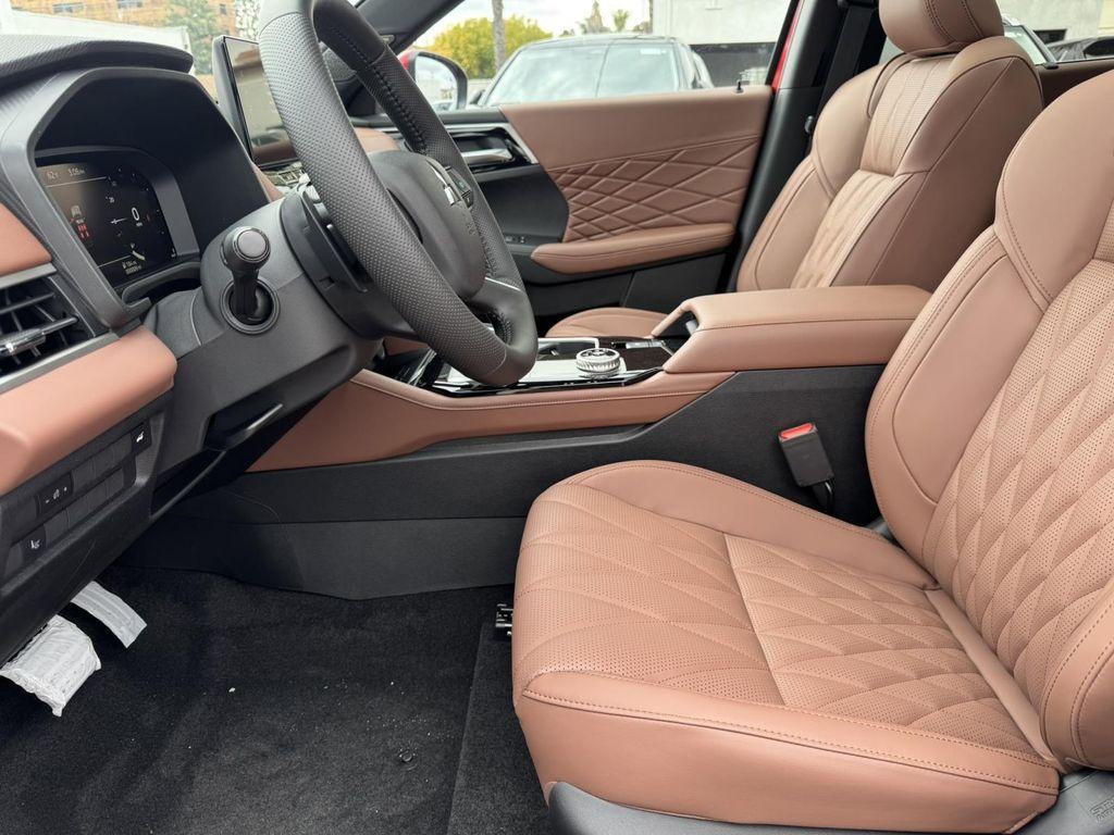 new 2025 Mitsubishi Outlander car, priced at $38,080
