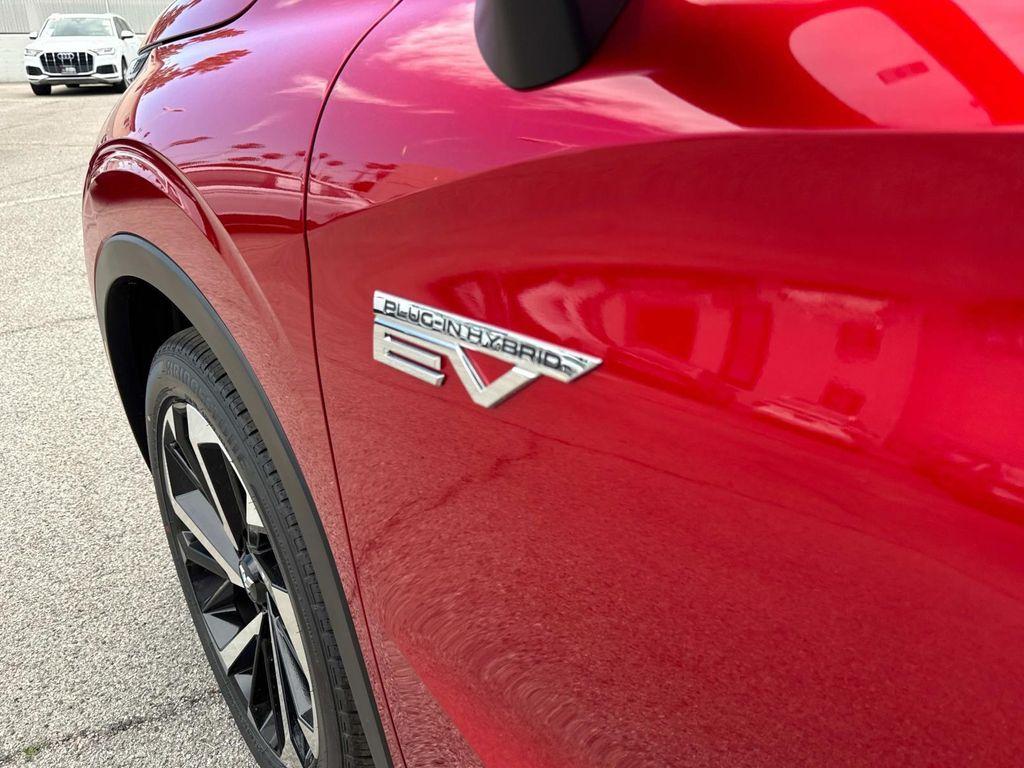 new 2025 Mitsubishi Outlander PHEV car, priced at $40,265