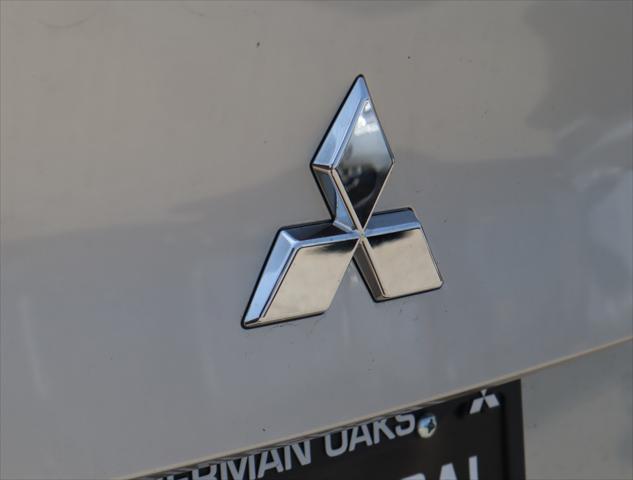 new 2024 Mitsubishi Outlander car, priced at $32,970