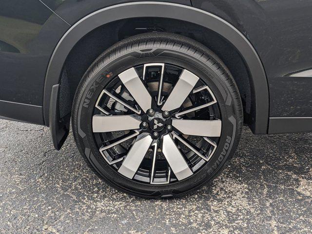 new 2025 Mitsubishi Outlander car, priced at $31,650