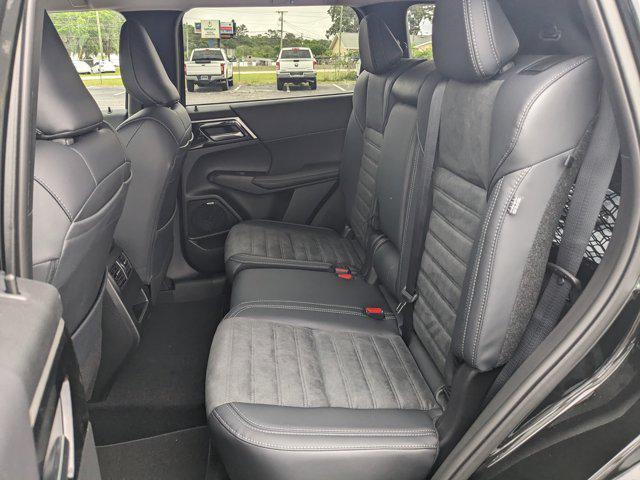 new 2025 Mitsubishi Outlander car, priced at $31,650