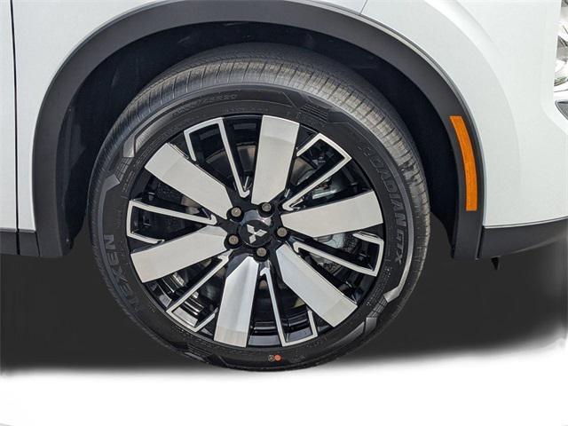 new 2025 Mitsubishi Outlander car, priced at $30,463