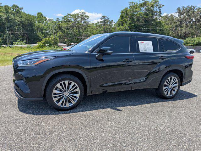 used 2020 Toyota Highlander car, priced at $33,000