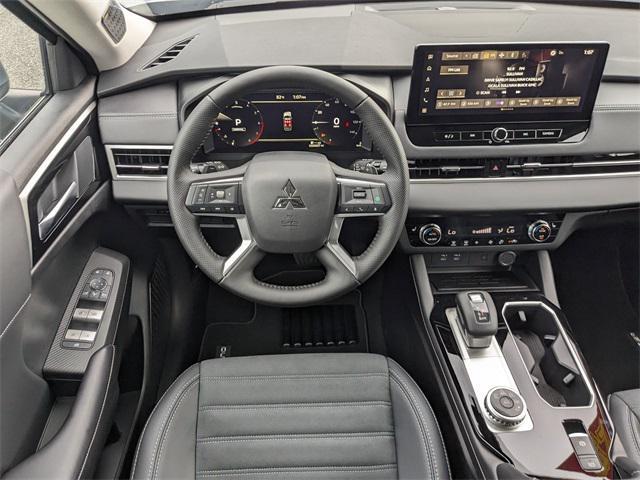 new 2025 Mitsubishi Outlander car, priced at $33,370