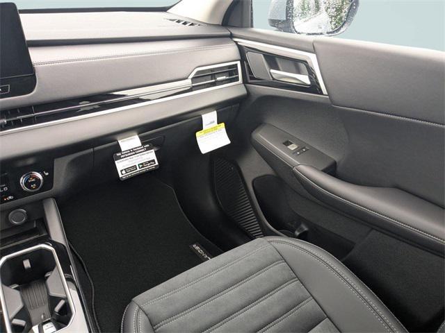 new 2025 Mitsubishi Outlander car, priced at $30,045