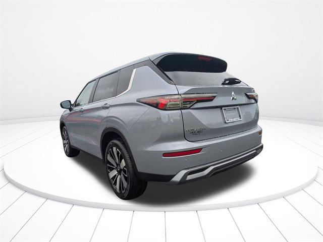 new 2025 Mitsubishi Outlander car, priced at $30,045