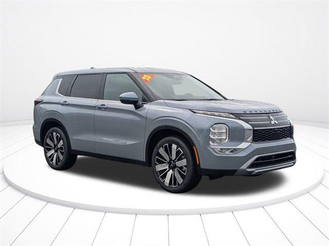 new 2025 Mitsubishi Outlander car, priced at $30,045