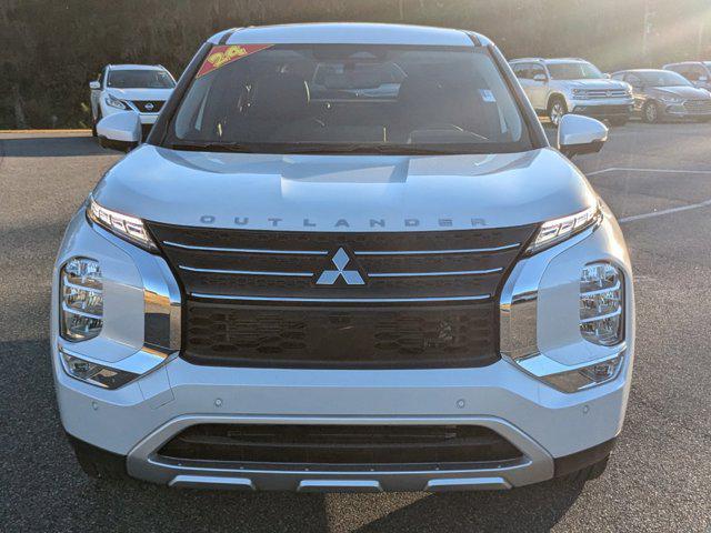 new 2024 Mitsubishi Outlander car, priced at $28,585