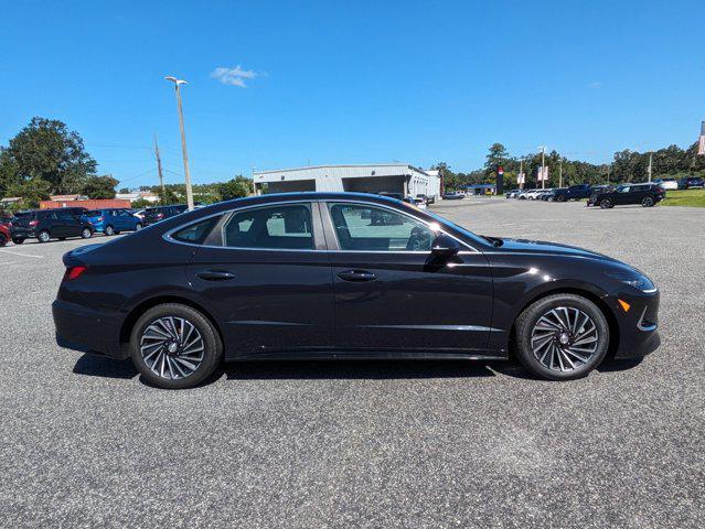 used 2023 Hyundai Sonata Hybrid car, priced at $25,194