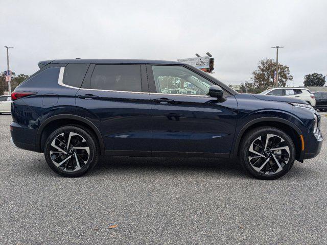 new 2024 Mitsubishi Outlander car, priced at $29,615