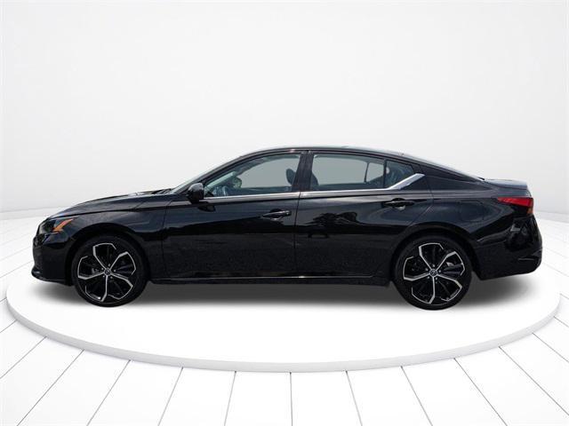 used 2023 Nissan Altima car, priced at $19,297