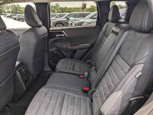 new 2025 Mitsubishi Outlander car, priced at $34,190
