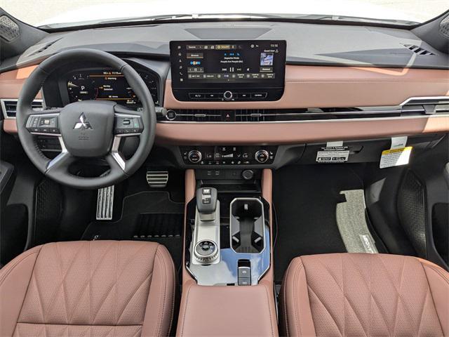 new 2025 Mitsubishi Outlander car, priced at $35,252