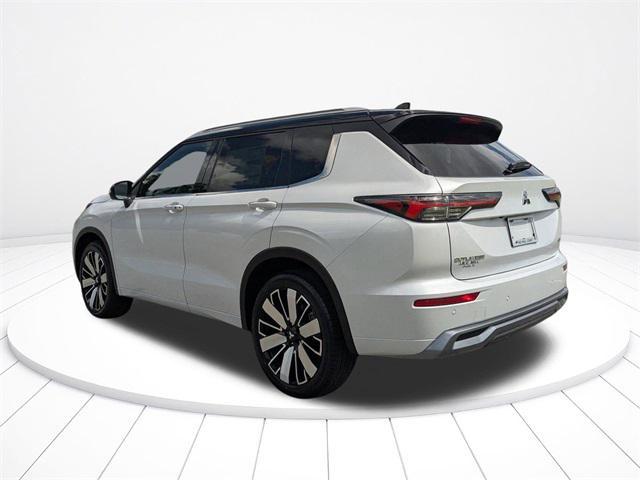 new 2025 Mitsubishi Outlander car, priced at $35,252