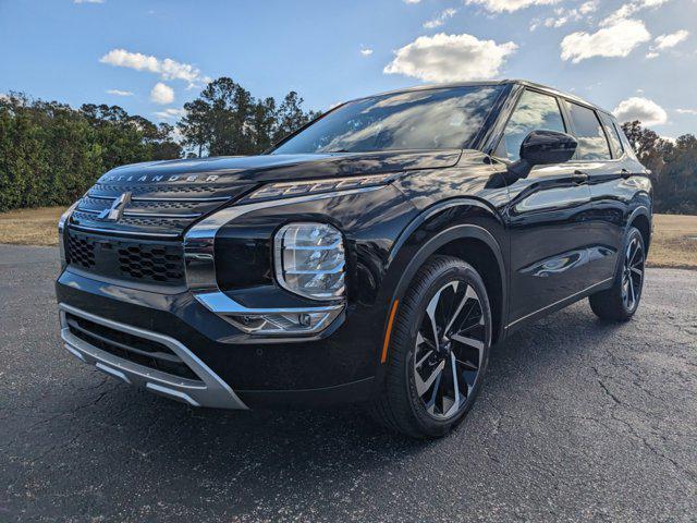 new 2024 Mitsubishi Outlander car, priced at $30,210