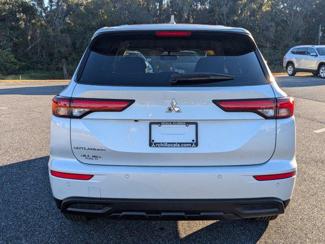 new 2024 Mitsubishi Outlander car, priced at $27,120