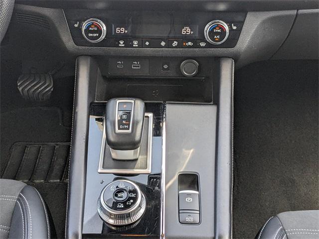 used 2024 Mitsubishi Outlander car, priced at $22,000