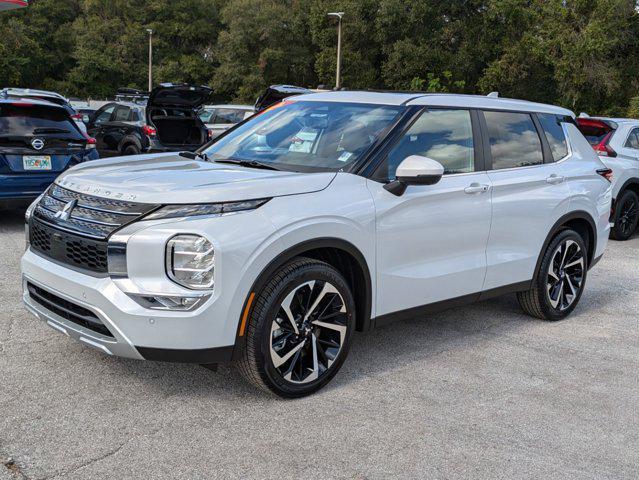 new 2024 Mitsubishi Outlander car, priced at $30,885