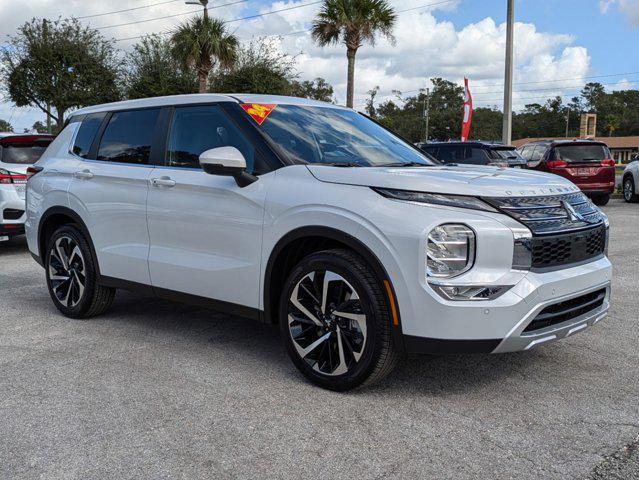 new 2024 Mitsubishi Outlander car, priced at $30,885