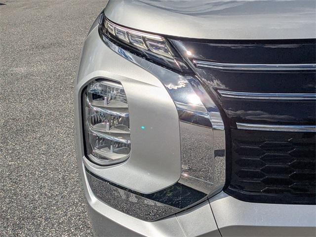 new 2025 Mitsubishi Outlander car, priced at $26,855