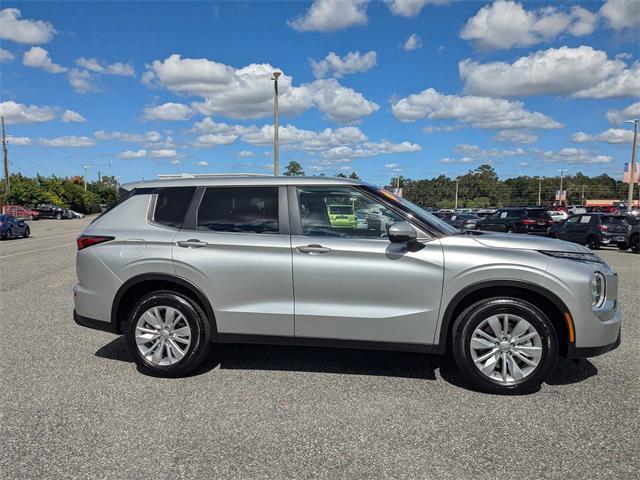 new 2025 Mitsubishi Outlander car, priced at $26,855