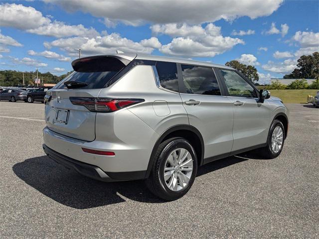 new 2025 Mitsubishi Outlander car, priced at $26,855