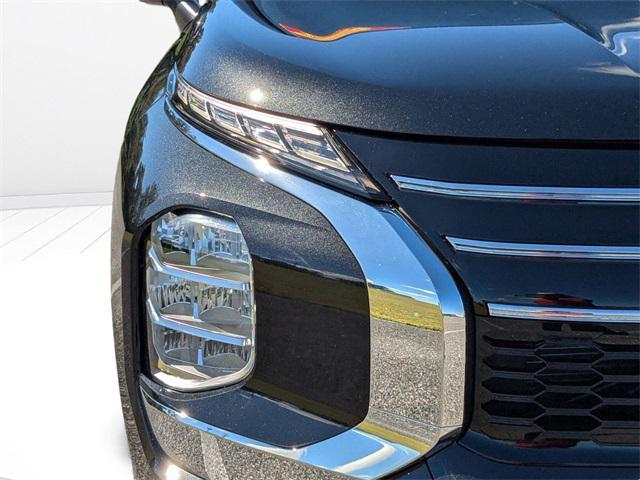 new 2025 Mitsubishi Outlander car, priced at $27,392