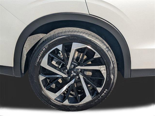 used 2024 Mitsubishi Outlander car, priced at $22,200