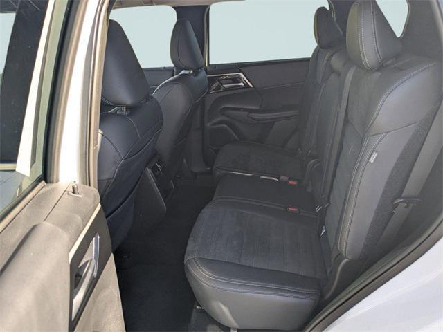 used 2024 Mitsubishi Outlander car, priced at $22,200