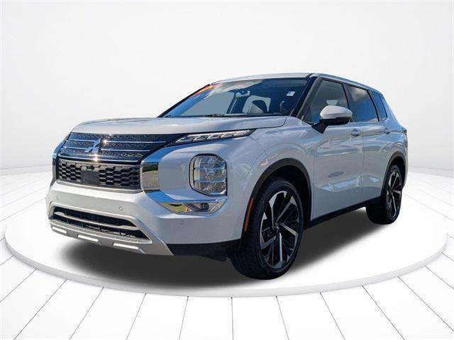 used 2024 Mitsubishi Outlander car, priced at $22,200