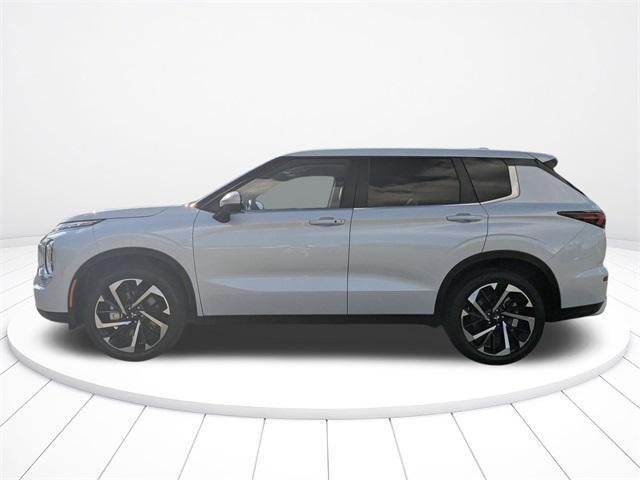 used 2024 Mitsubishi Outlander car, priced at $22,200