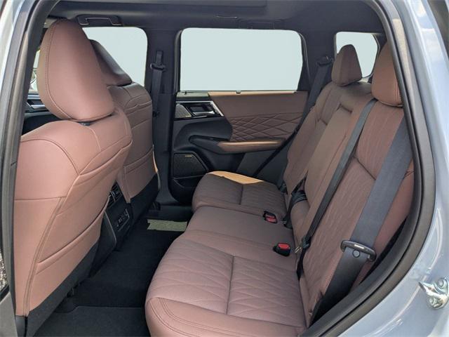 new 2025 Mitsubishi Outlander car, priced at $36,896