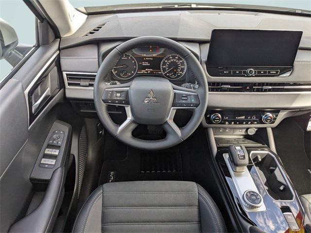 new 2025 Mitsubishi Outlander car, priced at $29,520