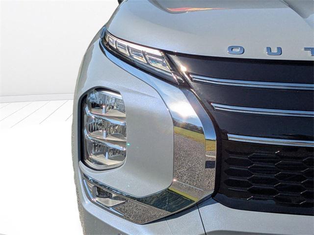 new 2025 Mitsubishi Outlander car, priced at $30,299