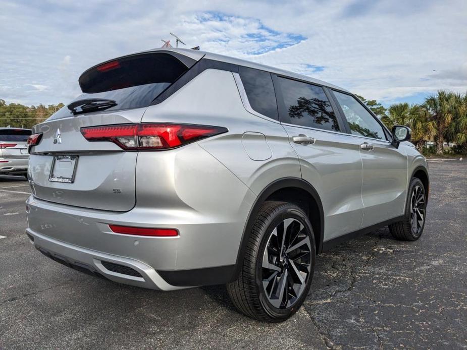 new 2024 Mitsubishi Outlander car, priced at $25,760