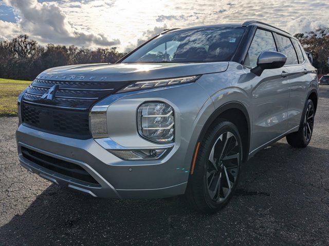 new 2024 Mitsubishi Outlander car, priced at $32,010