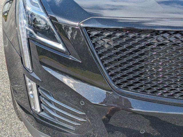 used 2021 Cadillac XT5 car, priced at $30,386