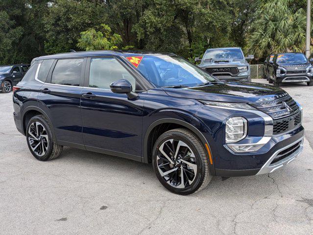 new 2024 Mitsubishi Outlander car, priced at $27,315