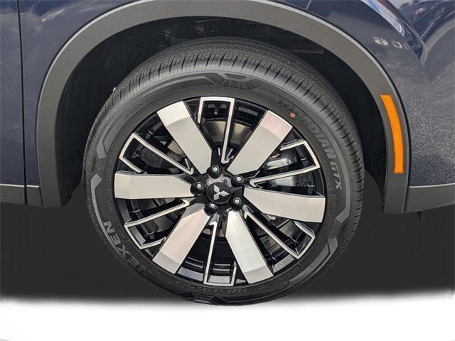 new 2025 Mitsubishi Outlander car, priced at $30,996